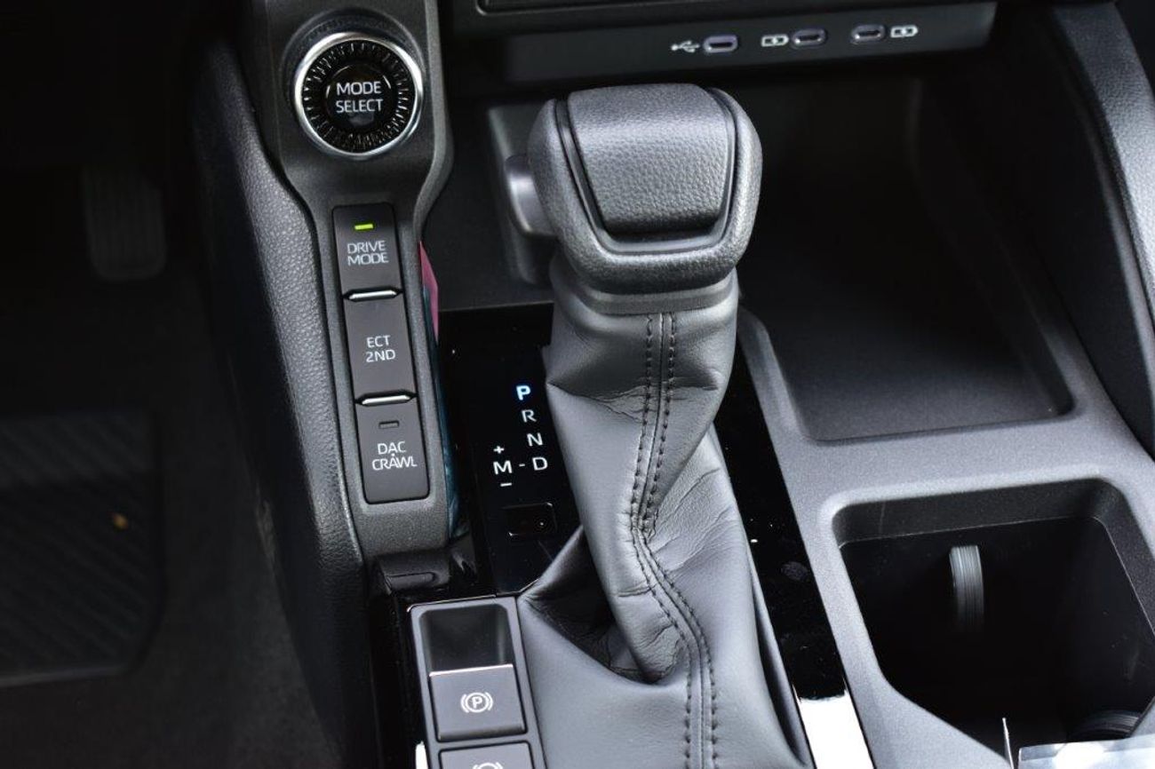 تويوتا برادو 2025 MODEL TOYOTA PRADO TXL1 2.4L PETROL 4WD 7 SEAT AUTOMATIC TRANSMISSION