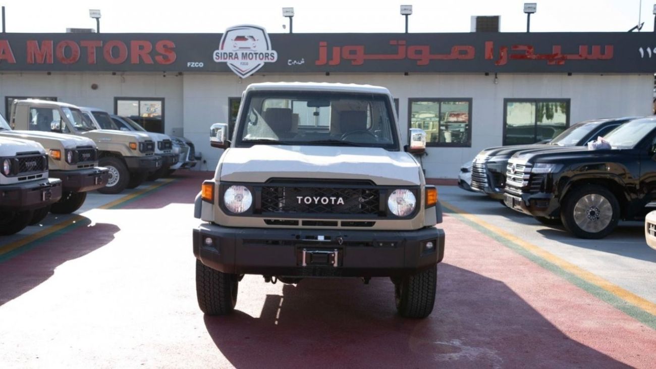 Toyota Land Cruiser Pick Up TOYOTA LC79 PICK-UP SINGLE CABIN 4.0L MANUAL TRANSMISSION 2024 FULL OPTION