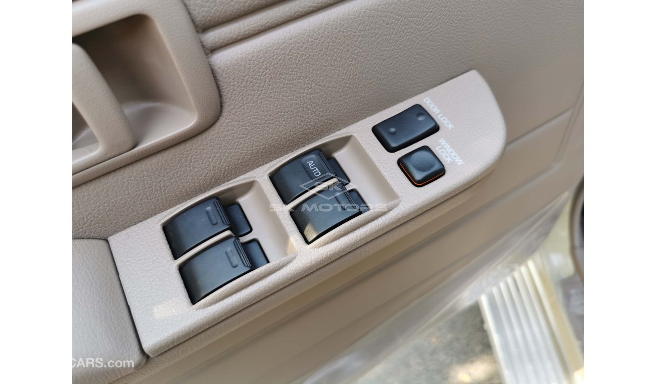 تويوتا لاند كروزر بيك آب 4.0L, 16" Tyre, Xenon Headlight, Fabric Seat, Manual Front A/C, Snorkel, SRS Airbags (CODE # LCDC08)