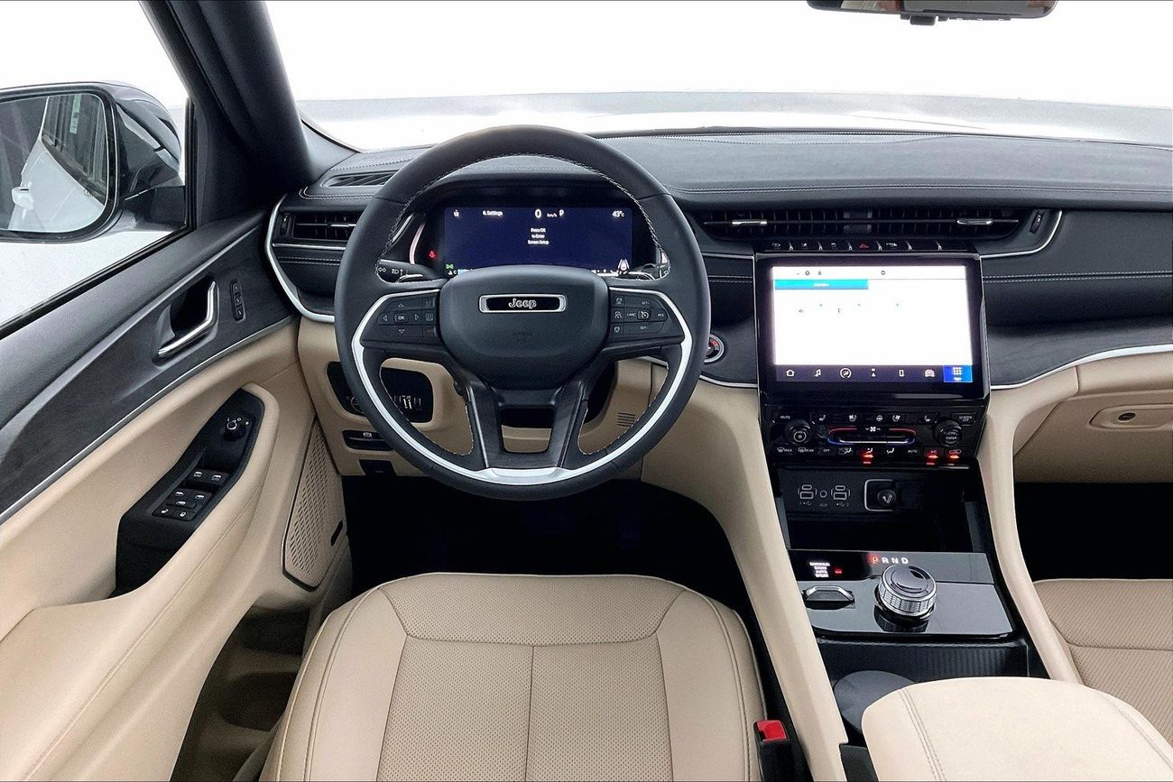 جيب شيروكي Limited Plus | سنة ضمان مجانية | خالية من أضرار الفيضانات