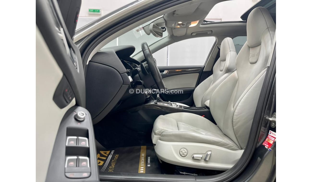 Audi RS4 2016 Audi RS4 Quattro, Full Service History, Warranty, GCC