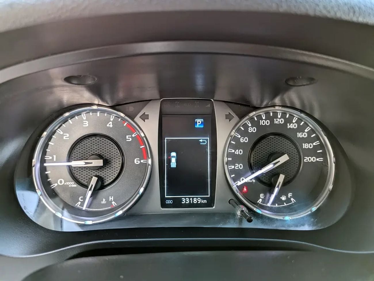 Toyota Hilux GL Diesel GCC Specs | 4x4 Pickup | Excellent Condition | Ready Work Adventure