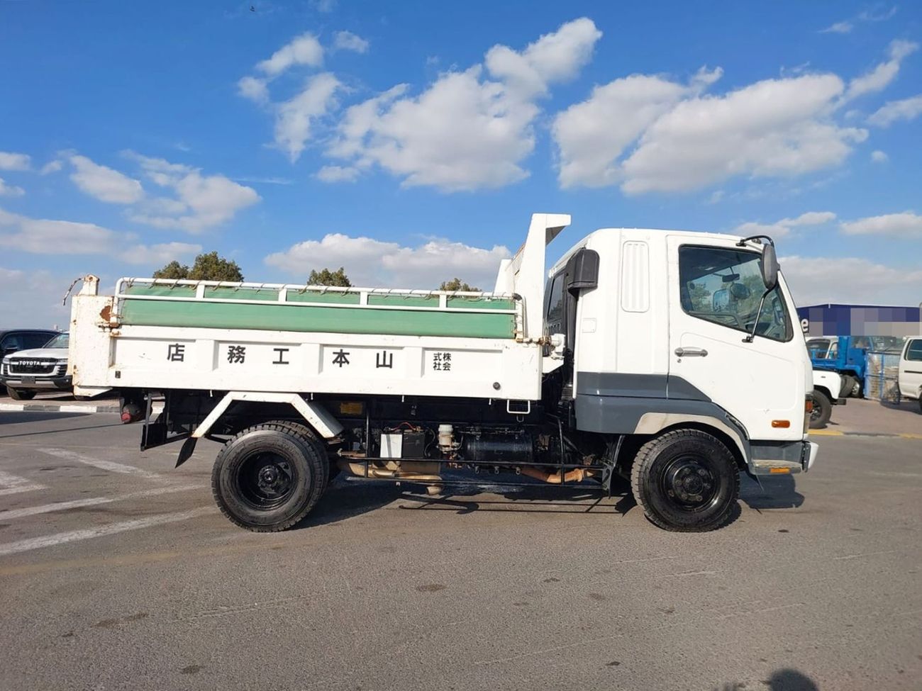 ميتسوبيشي فايتر MITSUBISHI FIGHTER 6D17 TRUCK RHD 1995 MODEL 8.2 L DIESEL MANUAL(PM21127)