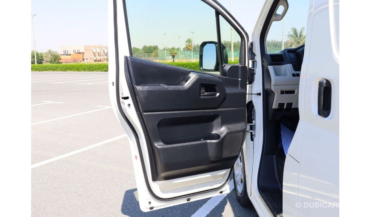 تويوتا هاياس Delivery Van V6 3.5L | Excellent Condition | GCC
