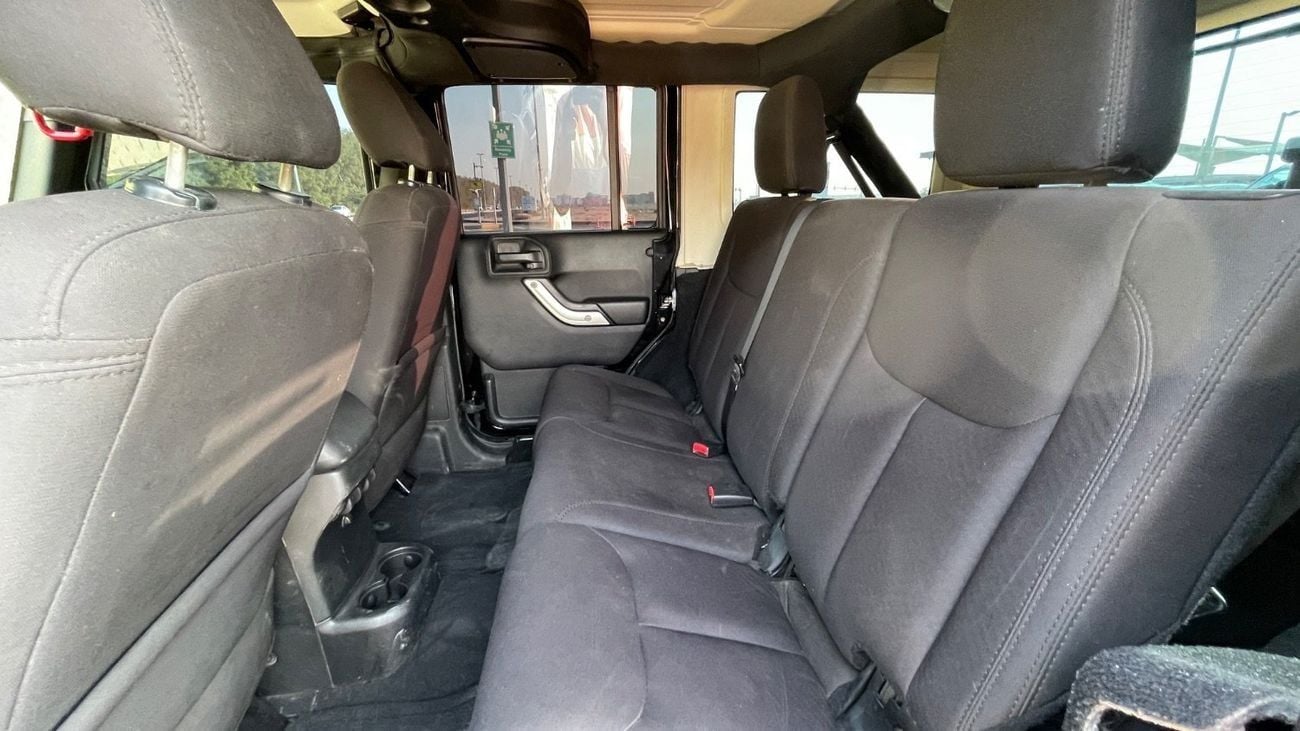 Jeep Wrangler Unlimited Big Bear 3.6L M/T