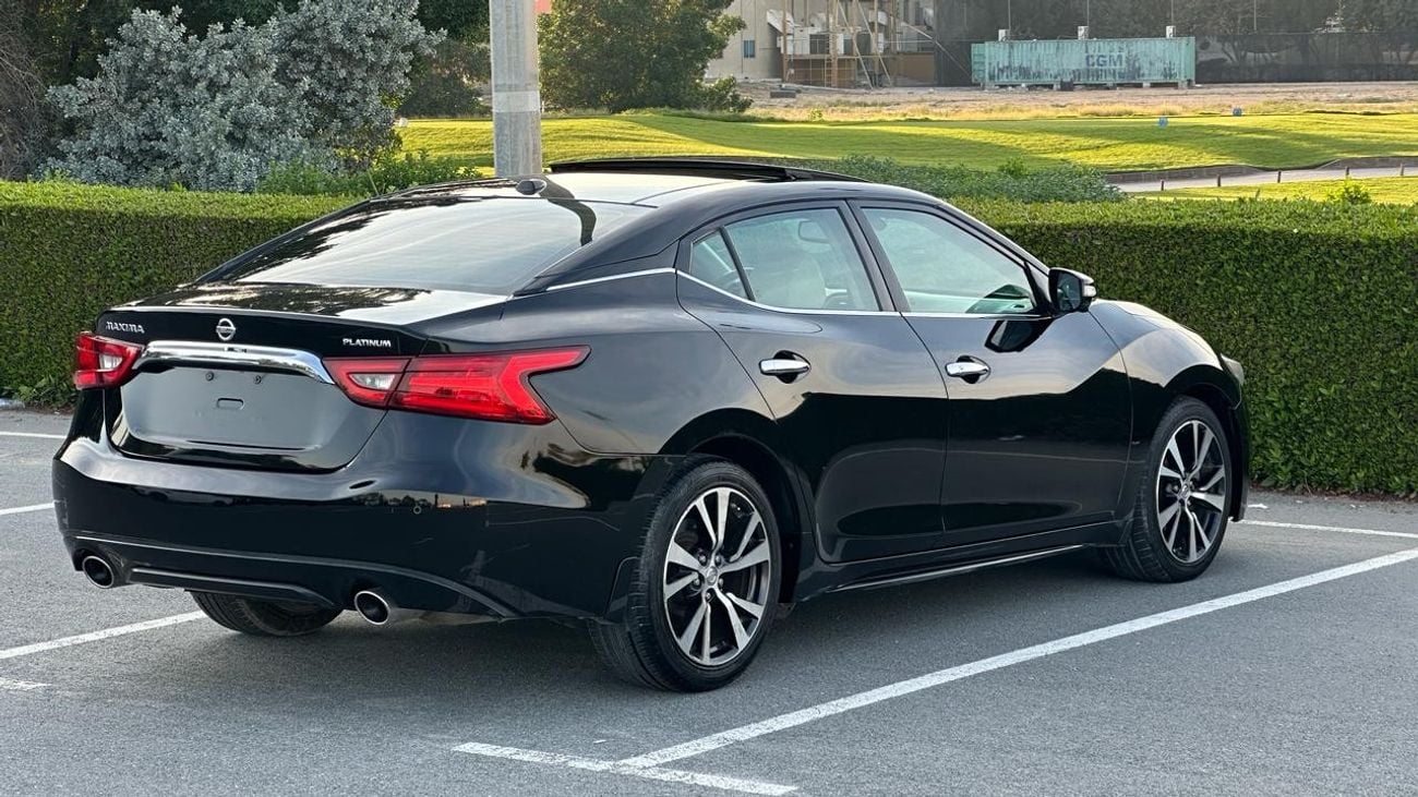 Nissan Maxima SR