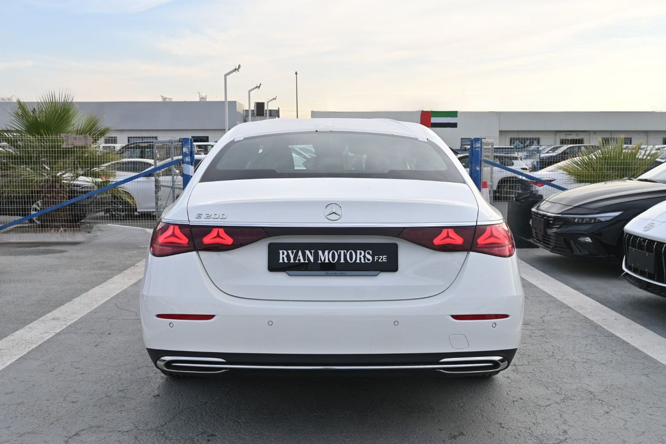 Mercedes-Benz E200 Mercedes-Benz E200 2.0L Turbo + Mild Hybrid Model 2026