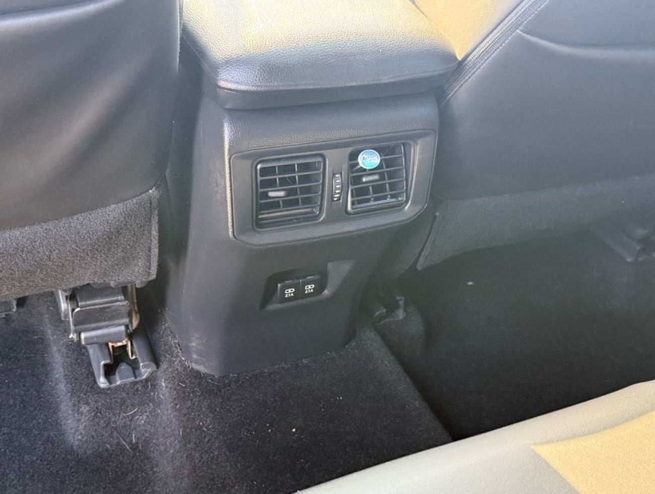 Toyota RAV4 XLE 2.5L