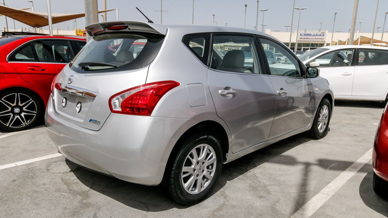 Nissan Tiida GCC - 500 AED monthly instalment
