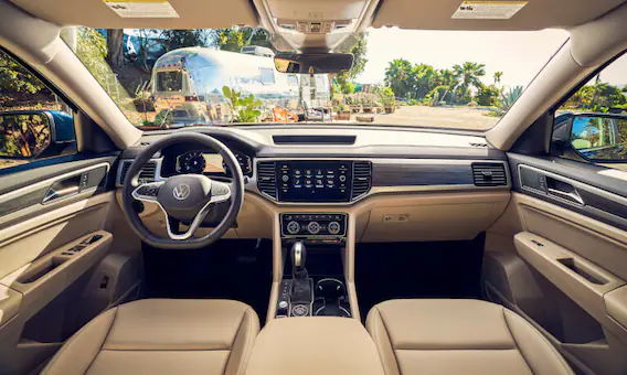 Volkswagen Atlas interior - Cockpit