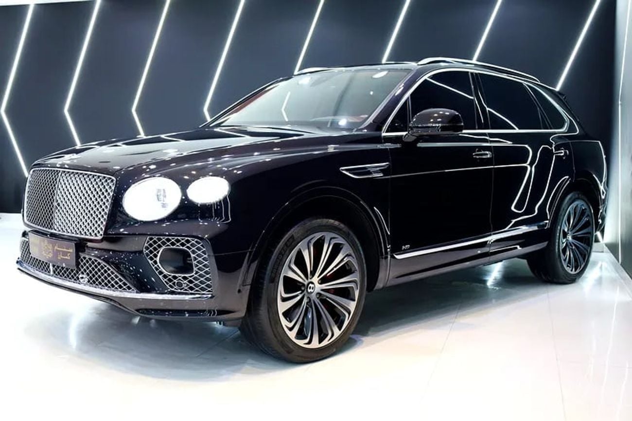 Bentley Bentayga V8, Mulliner Console Bottle Cooler, Rear Picnic Tables, Carbon Interior!!