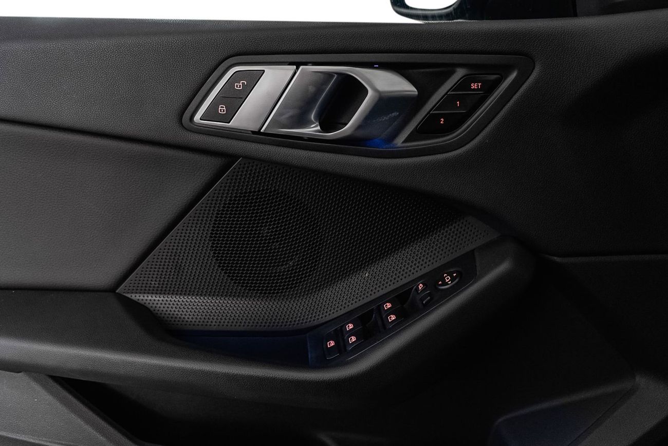 بي أم دبليو 218 Std 1.5L