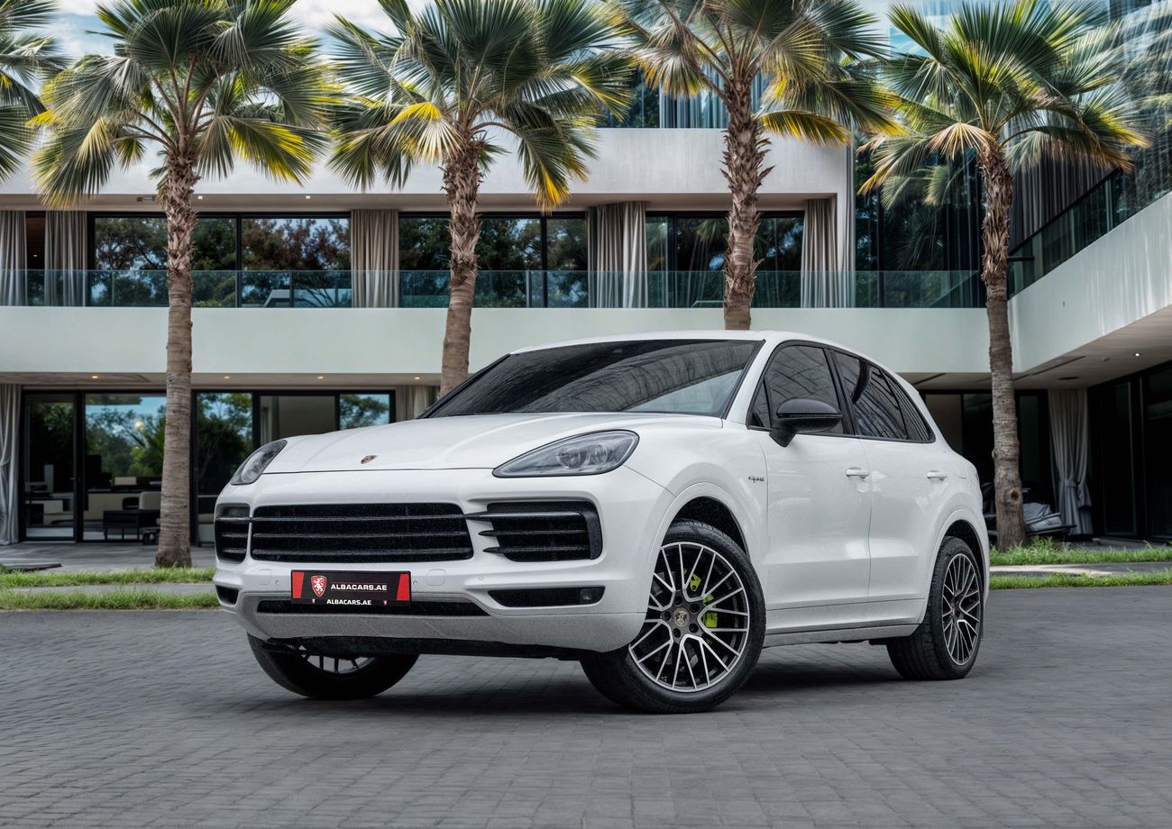 Porsche Cayenne Cayenne E-Hybrid | 3,525 P.M | 0% Downpayment | Immaculate Condition!