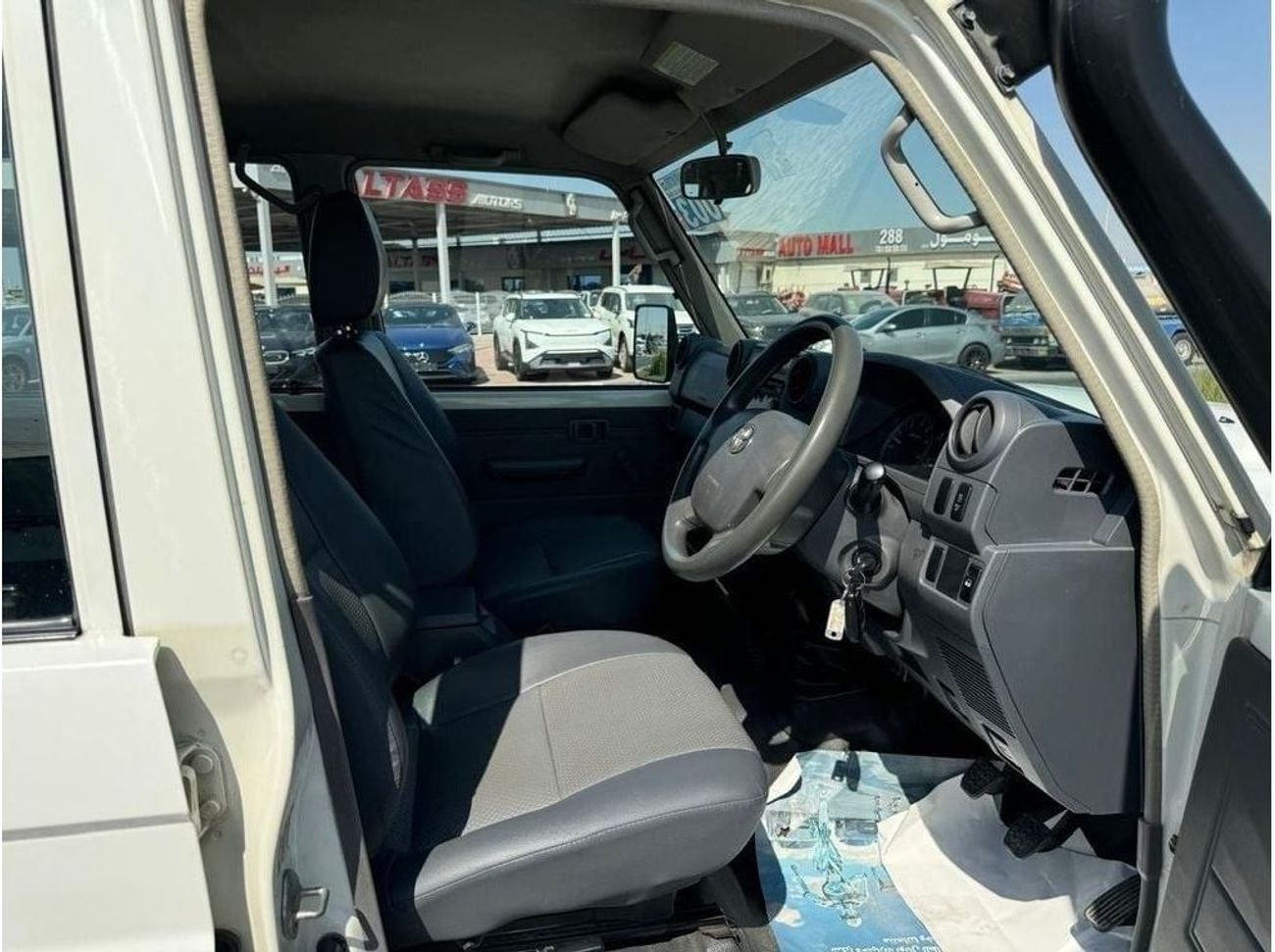 Toyota Land Cruiser 70 TOYOTA LAND CRUISER HARDTOP (RIGHT HAND) 2016