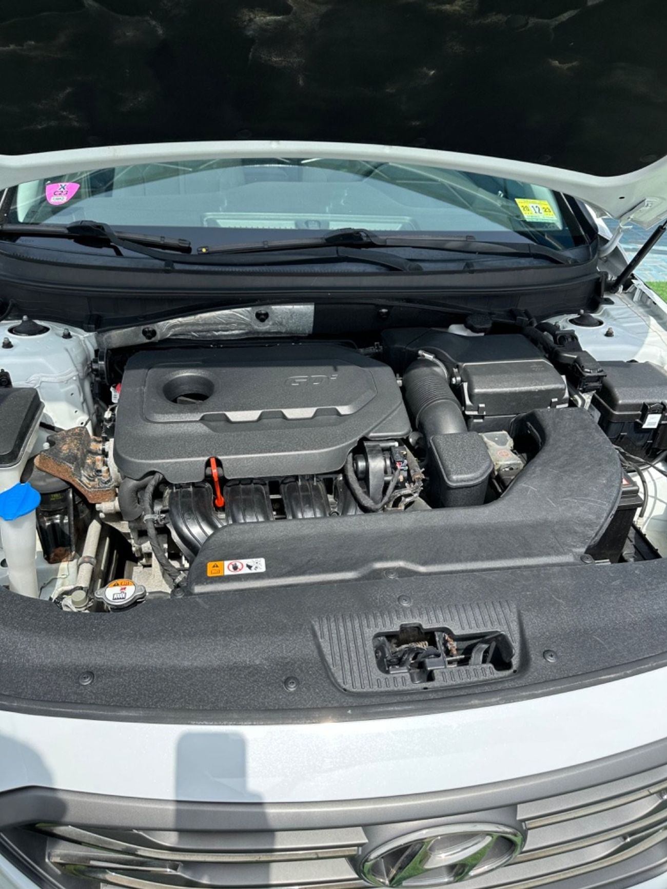 Hyundai Sonata Hyundai Sonata 2015 2.4 in good condition in white light sport