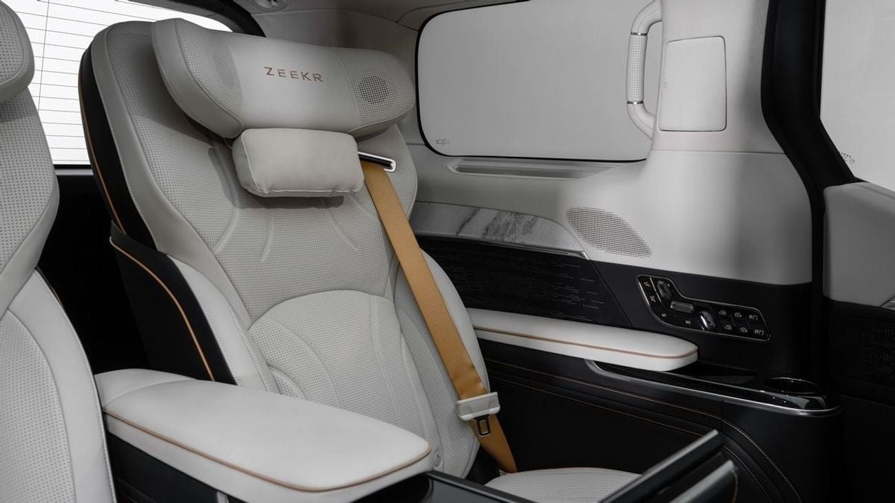 Zeekr 009 Grand - 2025 - Chinese Specs
