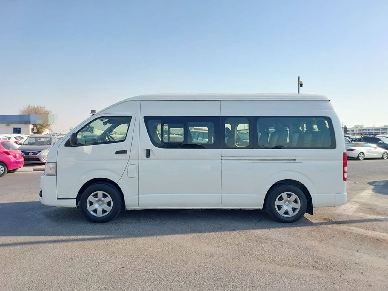 تويوتا هاياس GLX (RAMADAN OFFER) TOYOTA HIACE RHD 2018 MODEL 2.5 L DIESEL MANUAL(PM73780)
