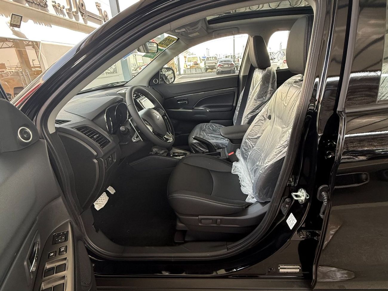 Mitsubishi ASX ASX LUXURY 2.0 4WD **EXPORT ONLY**التصدير فقط خارج الخليج***