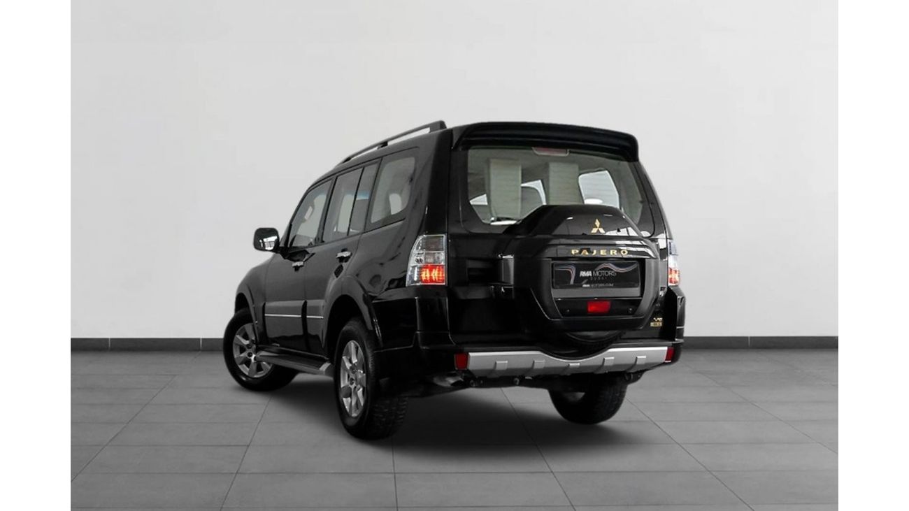 Mitsubishi Pajero 2022 Mitsubishi Pajero 3.0L GLS / 7 Seats / Full-Service History