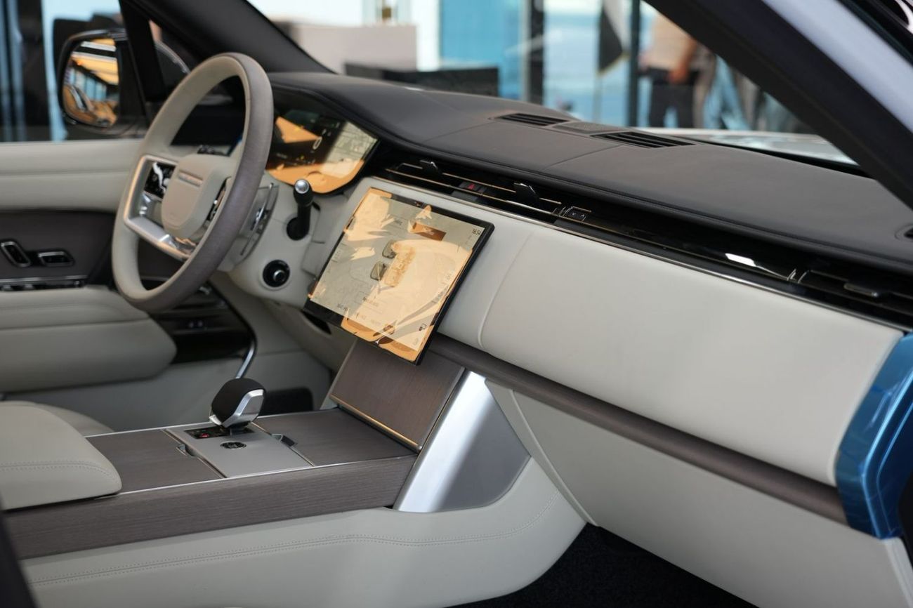 Land Rover Range Rover Range Rover Autobiography V8 P530 | 2026 GCC 0km | Export