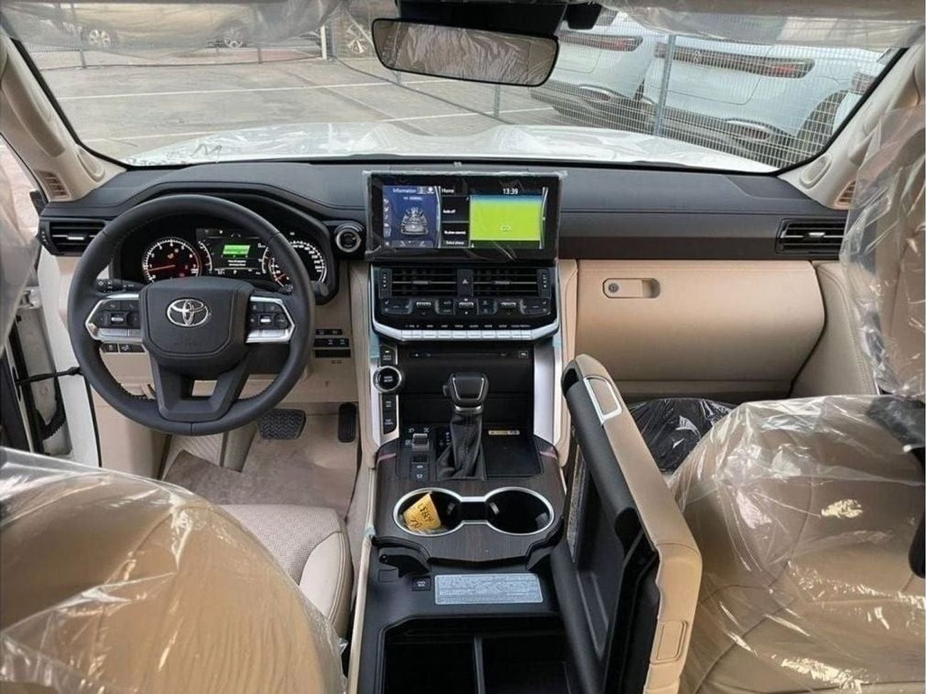 Toyota Land Cruiser TOYOTA LC300 3.5L VX+ PETROL EUROPE FULL OPTION 2022MY (FOR EXPORT ONLY)