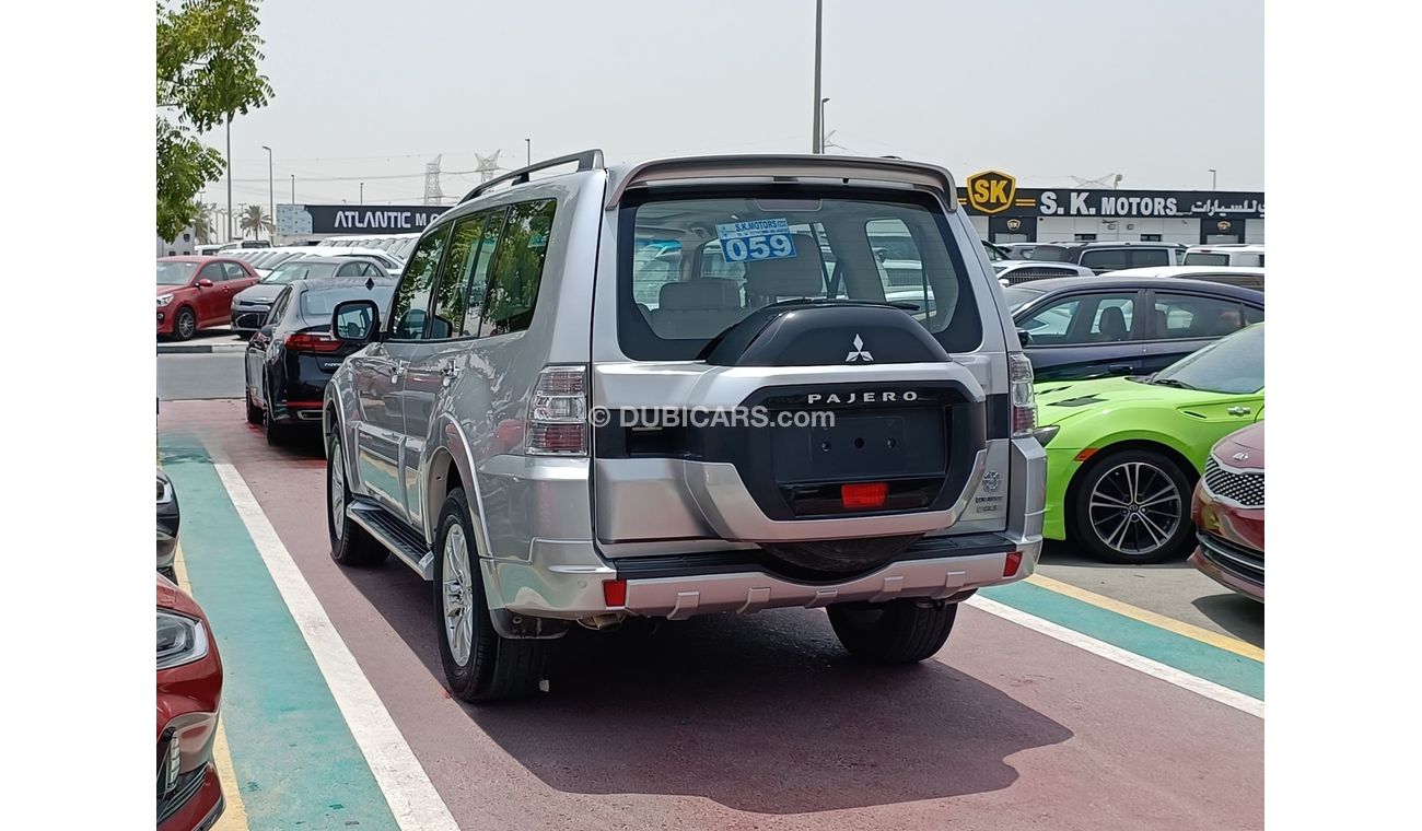Mitsubishi Pajero // 889 AED Monthly //  SUNROOF / ELECTRIC / LEATHER SEAT LOT / FOP (LOT # 16132)
