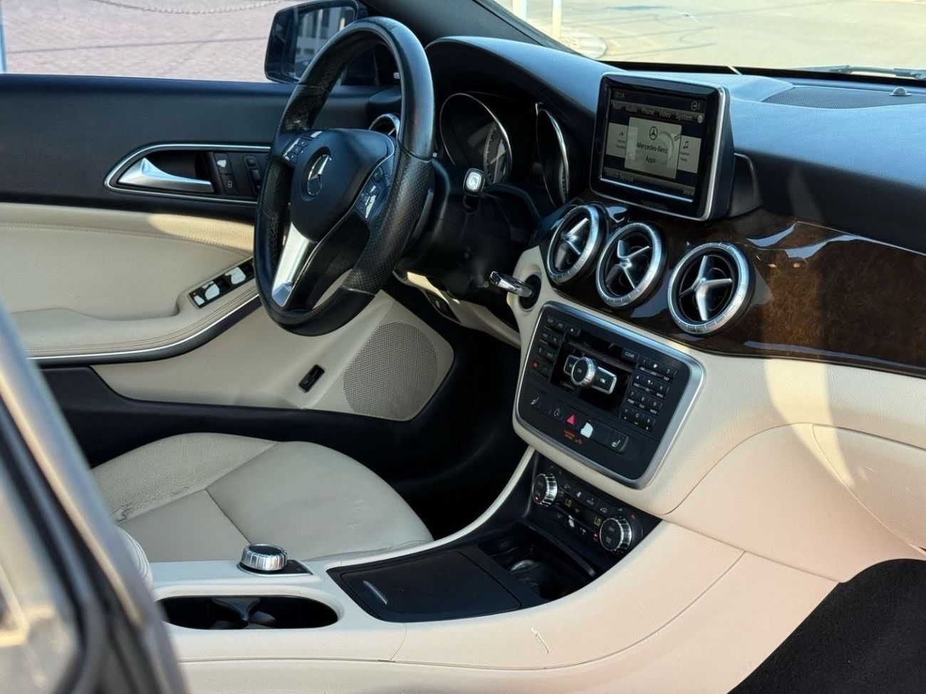 Mercedes-Benz CLA 250 Full Option Push Start Sunroof 2.0 Turbo