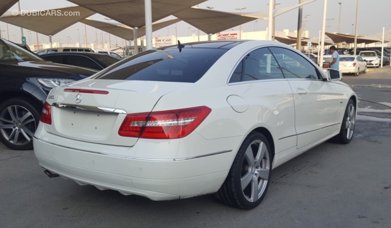 مرسيدس بنز E 250 السياره بحاله ممتازه خليجيه السياره بحاله الوكاله مالك واحد مسرفسه بالكامل