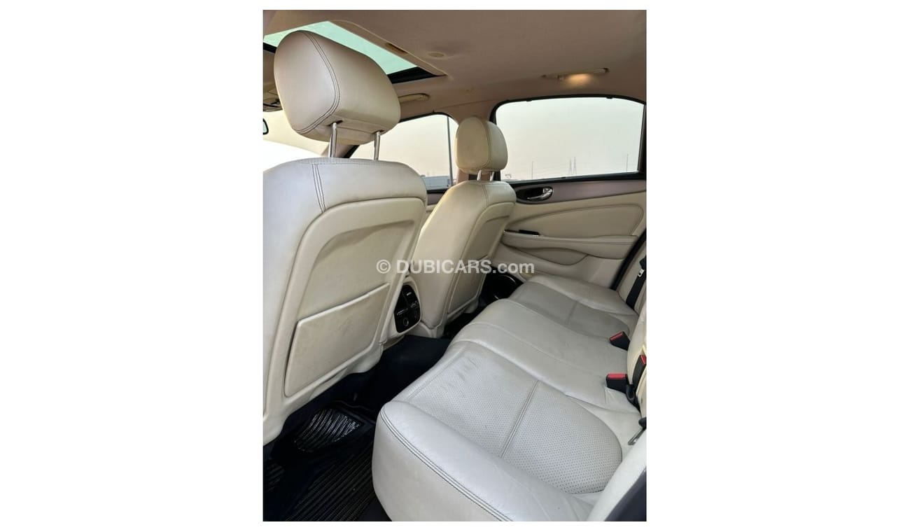 جاكوار XJR Jaguar xjr 2008 Price 35.000 Km 203000 V8 Supercharge Gcc specifications. Full options, perfect cond