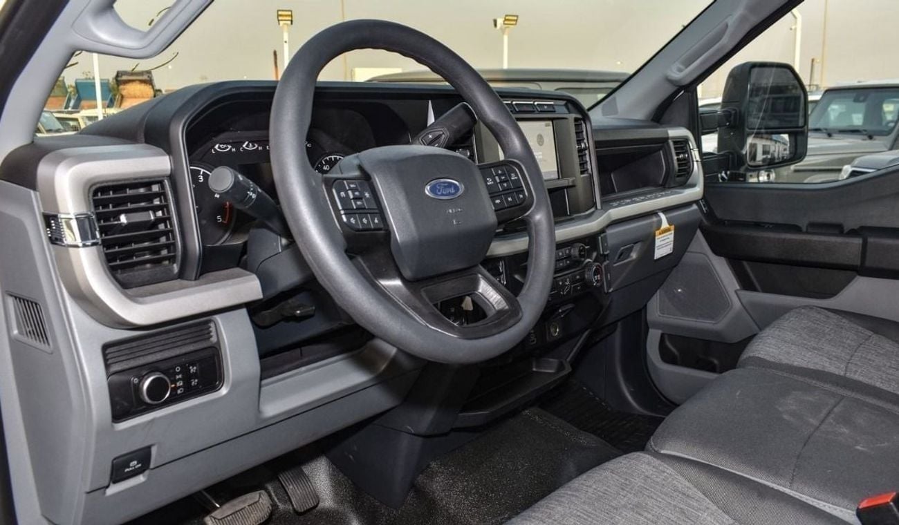 Ford F-550  2026 Ford F-550 Super Duty Chassis Cab | 6.7L Power Stroke Diesel | 330 HP | 4x4