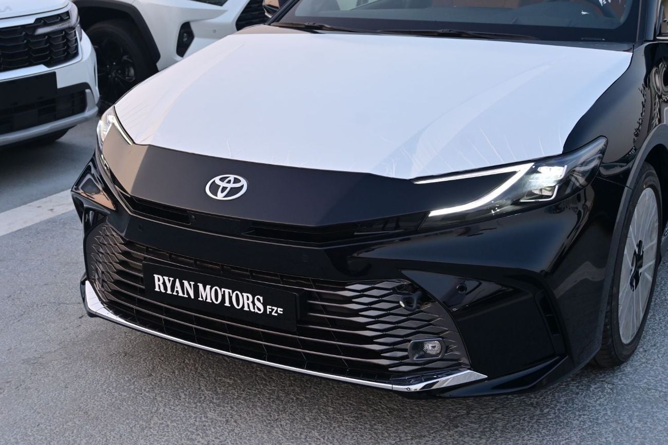 Toyota Camry LIMITED HEV Toyota Camry Limited 2.5L Hybrid GCC, Model 2025, Color Black