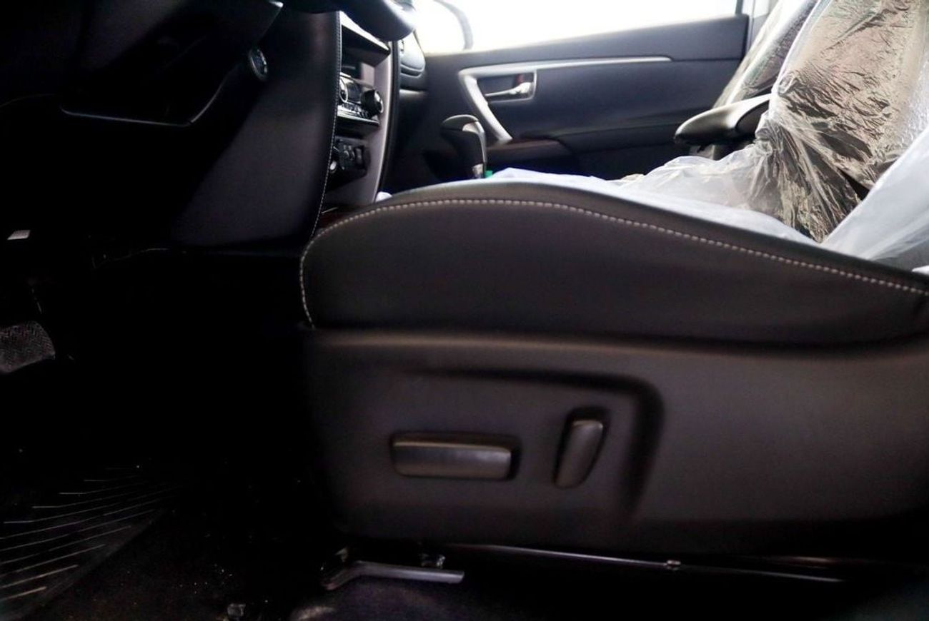 تويوتا فورتونر 2025 FORTUNER VXR 4.0 V6 PETROL/GASOLINA - **EXPORT ONLY**التصدير فقط خارج الخليج**