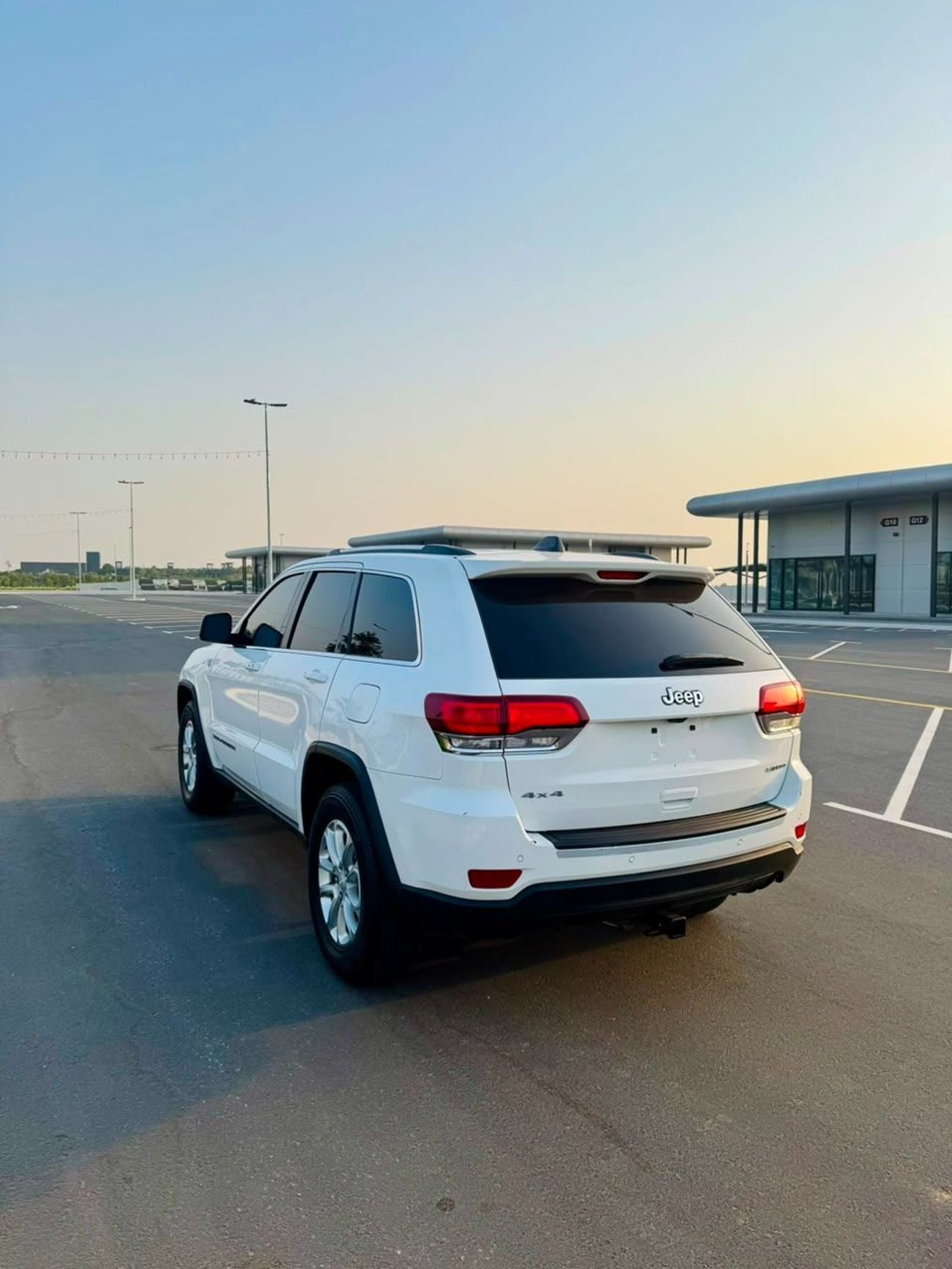 Jeep Grand Cherokee LAREDO