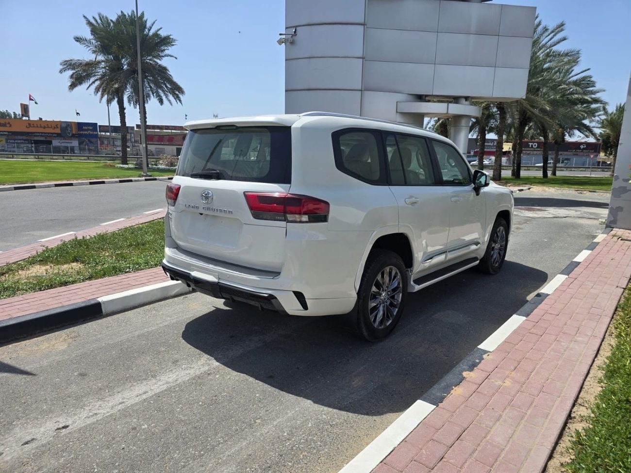 Toyota Land Cruiser GXR-V 3.5L