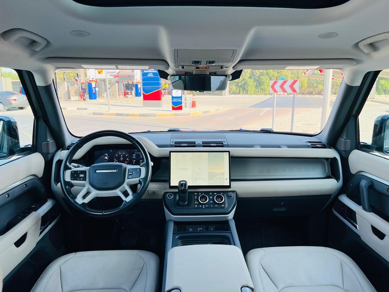 Land Rover Defender 110 SE P400 3.0L