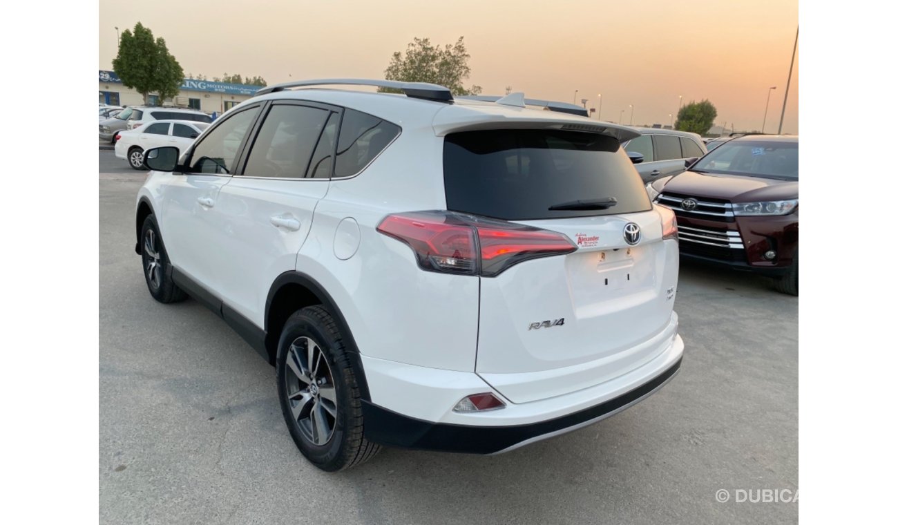 Toyota RAV4 2018 RAV4 XLE AWD USA specs