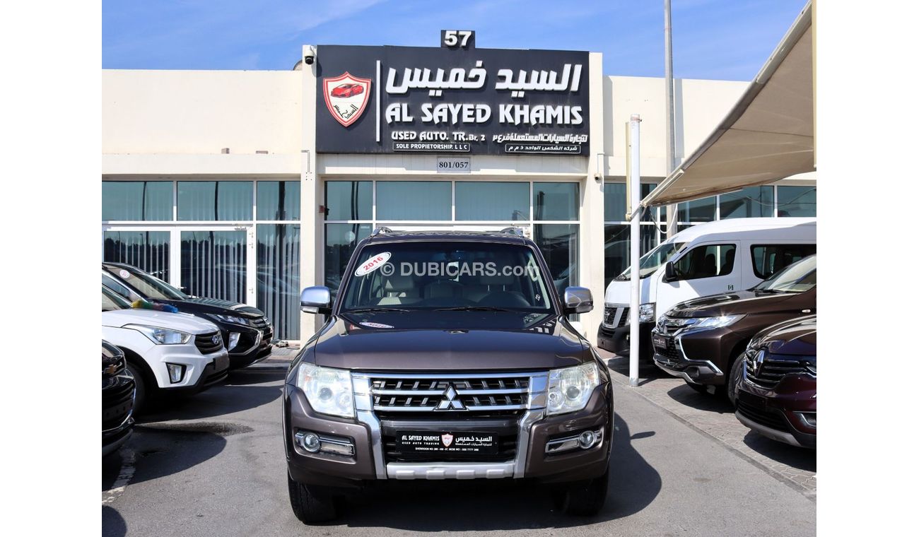 Mitsubishi Pajero GLS Mid ACCIDENTS FREE - ORIGINAL PAINT - GCC - MID OPTION - PERFECT CONDITION INSIDE OUT