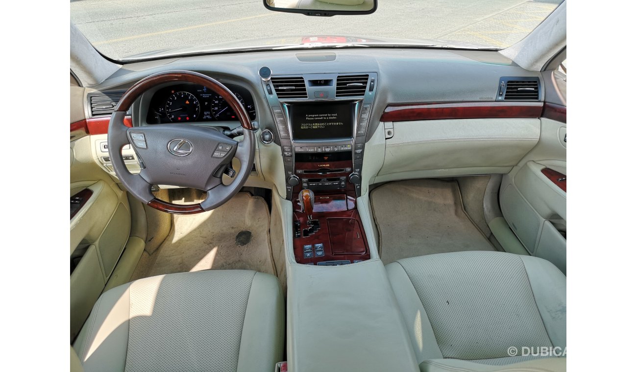 لكزس LS 460 لكزس LS460 L وارد موديل 2007 بحالة ممتازة