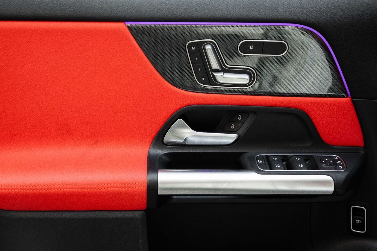 Mercedes-Benz GLA 35 AMG 4,700 P.M  | 0% Downpayment | GLA 35 AMG | AGENCY WARRANTY!