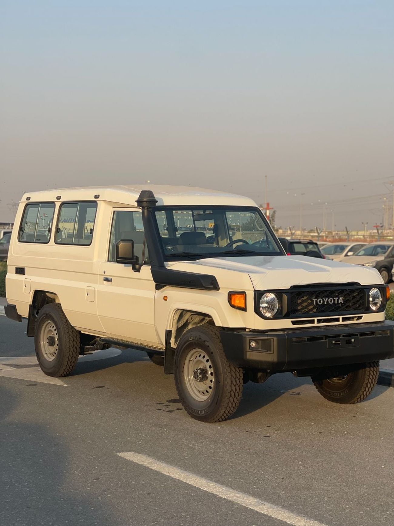 تويوتا لاند كروزر 70 LC 78 HARDTOP 4.0L MT