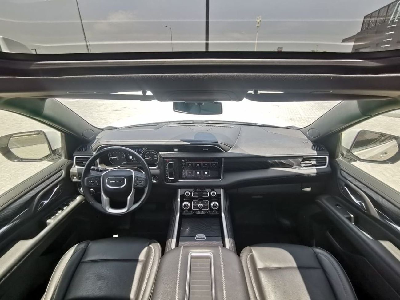 GMC Yukon GMC Denali - 2021 - White