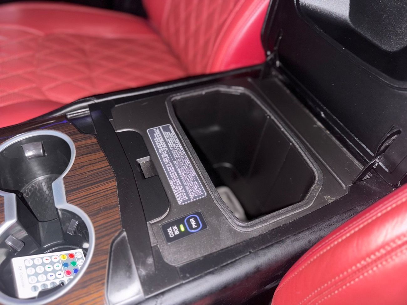 تويوتا لاند كروزر Toyota Land Cruiser 2015 v8 full options VXR