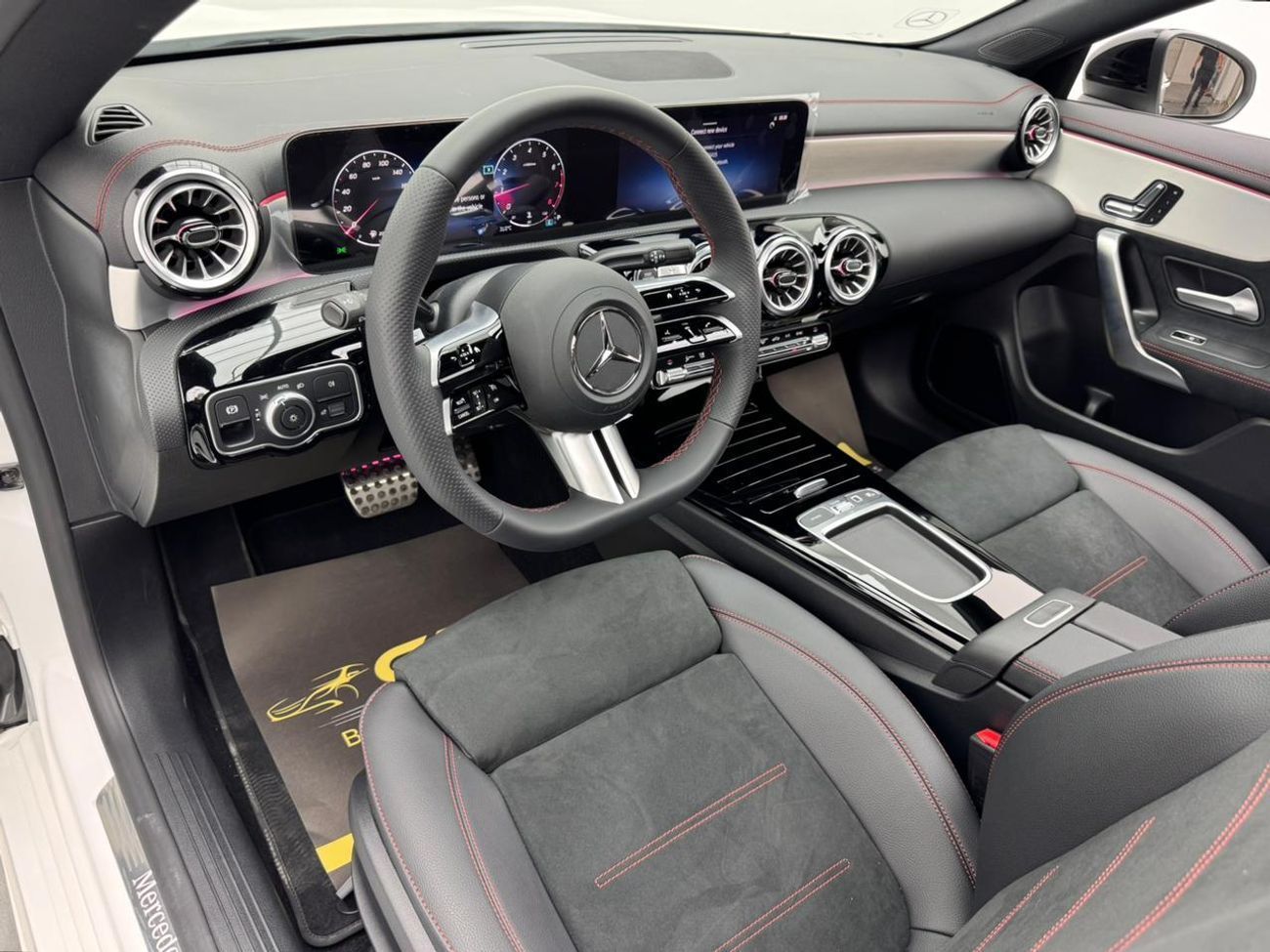 مرسيدس بنز CLA 200 2025 Mercedes-Benz CLA200 AMG Premium+, *Brand New*, 2027 Mercedes Warranty, Night package, GCC