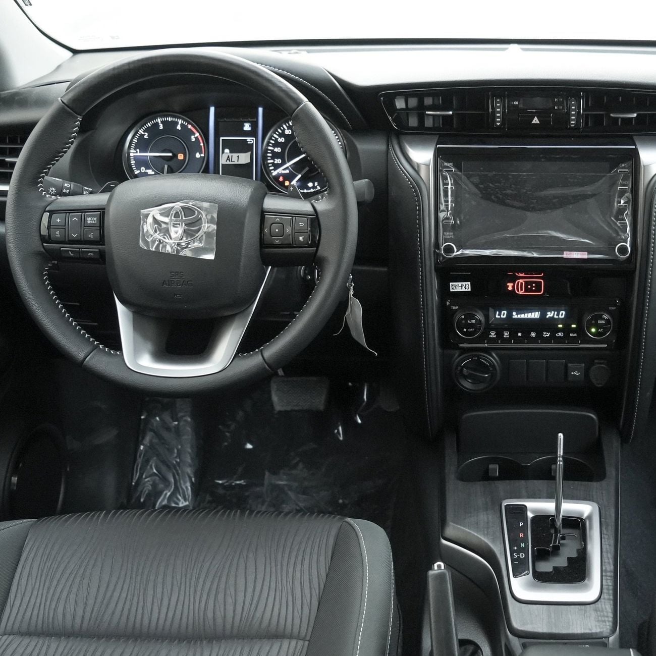 Toyota Fortuner EXR 2.7 L | v4 | Petrol | Auto AC | Export Only