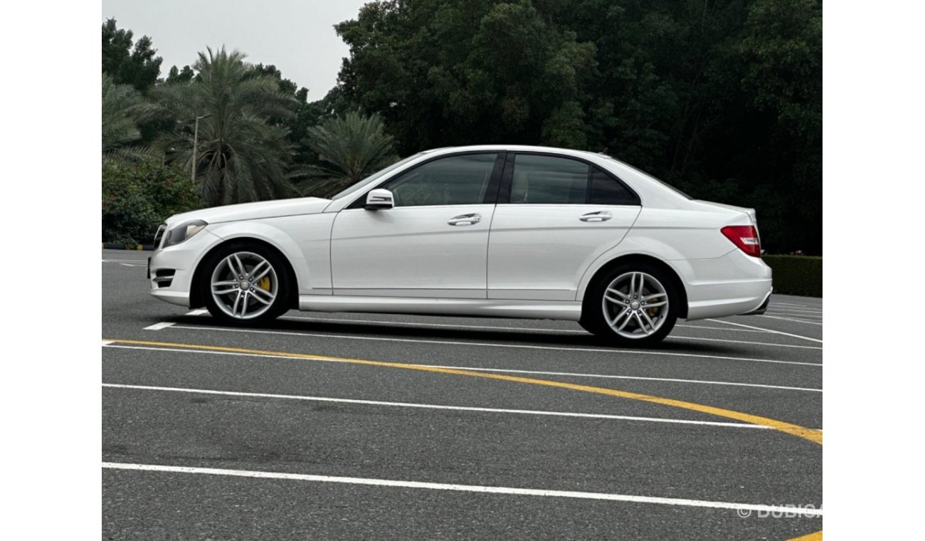 Mercedes-Benz C 250 MODEL 2014 car perfect condition inside and outside