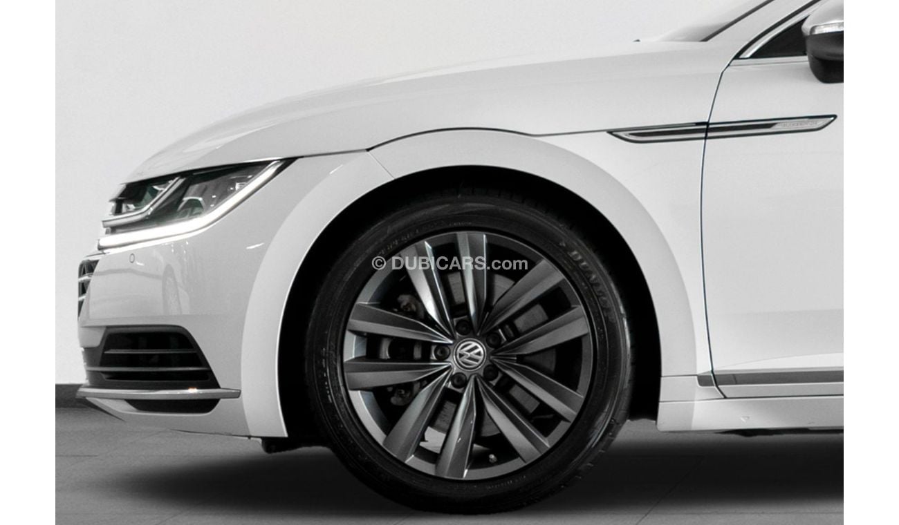 Volkswagen Arteon R-Line 4Motion 2018 Volkswagen Arteon / Full Volkswagen Service History