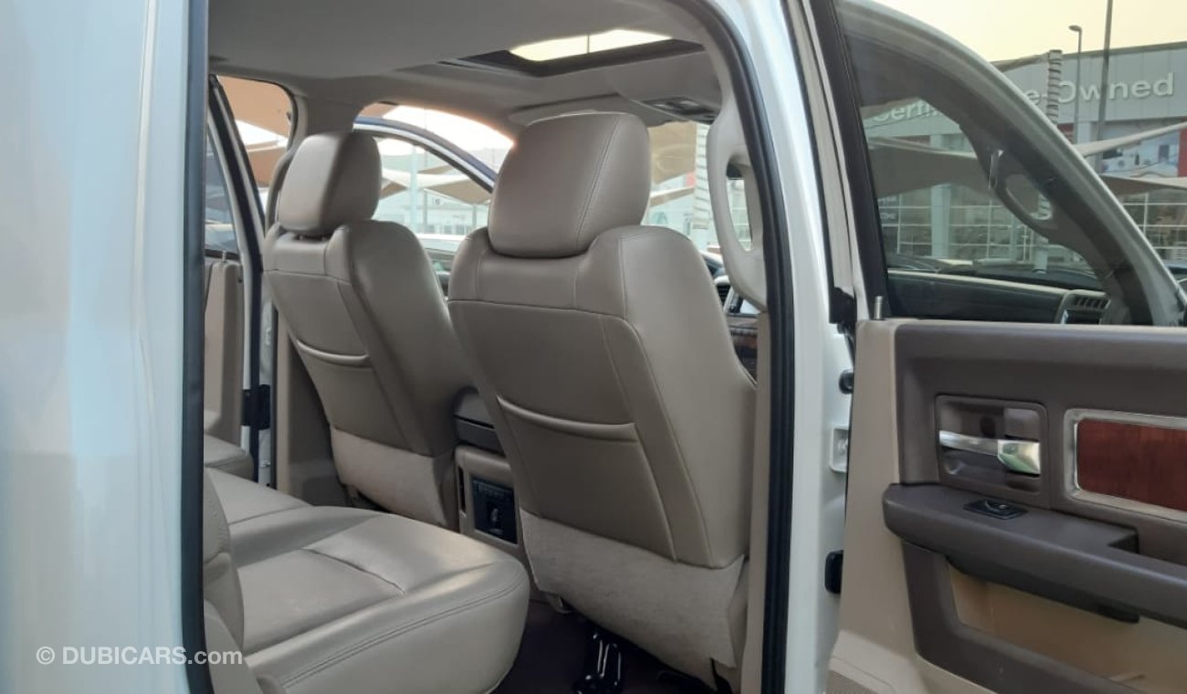 رام 1500 وارد - رقم واحد -فتحة -جلد  بصمة - رنجات - مثبت سرعة - خشب-فتحة - جناح خلفى - حساسات - تشغيل عن بعد