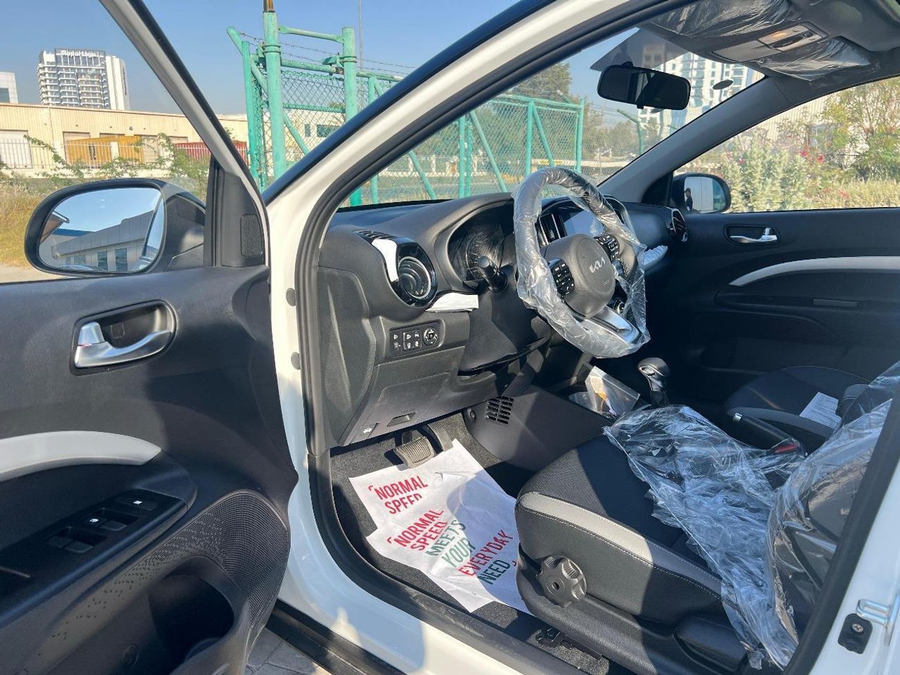 Kia KX1 1.4L PETROL AUTOMATIC TRANSMISSION ( FOR RE-EXPORT ONLY )