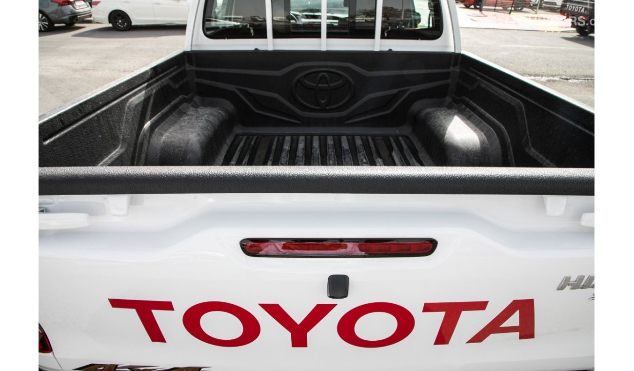 Toyota Hilux 2.7L V4 4x4 Petrol with Auto A/C , Rear A/C, Push Button Start and Rear Camera