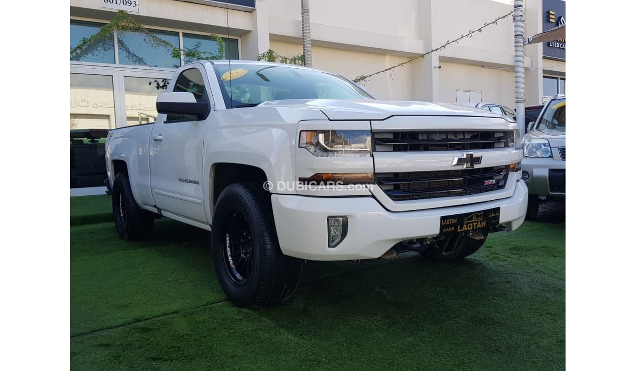 Used Chevrolet Silverado Painting agency alloy wheels in excellent